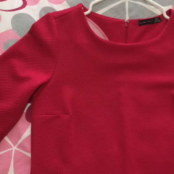 Dresse - Picture 2 of 2